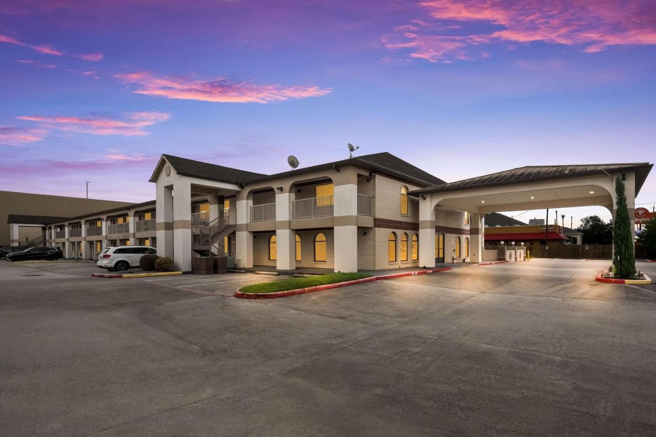 Surestay Hotel By Best Western Deer Park Buitenkant foto