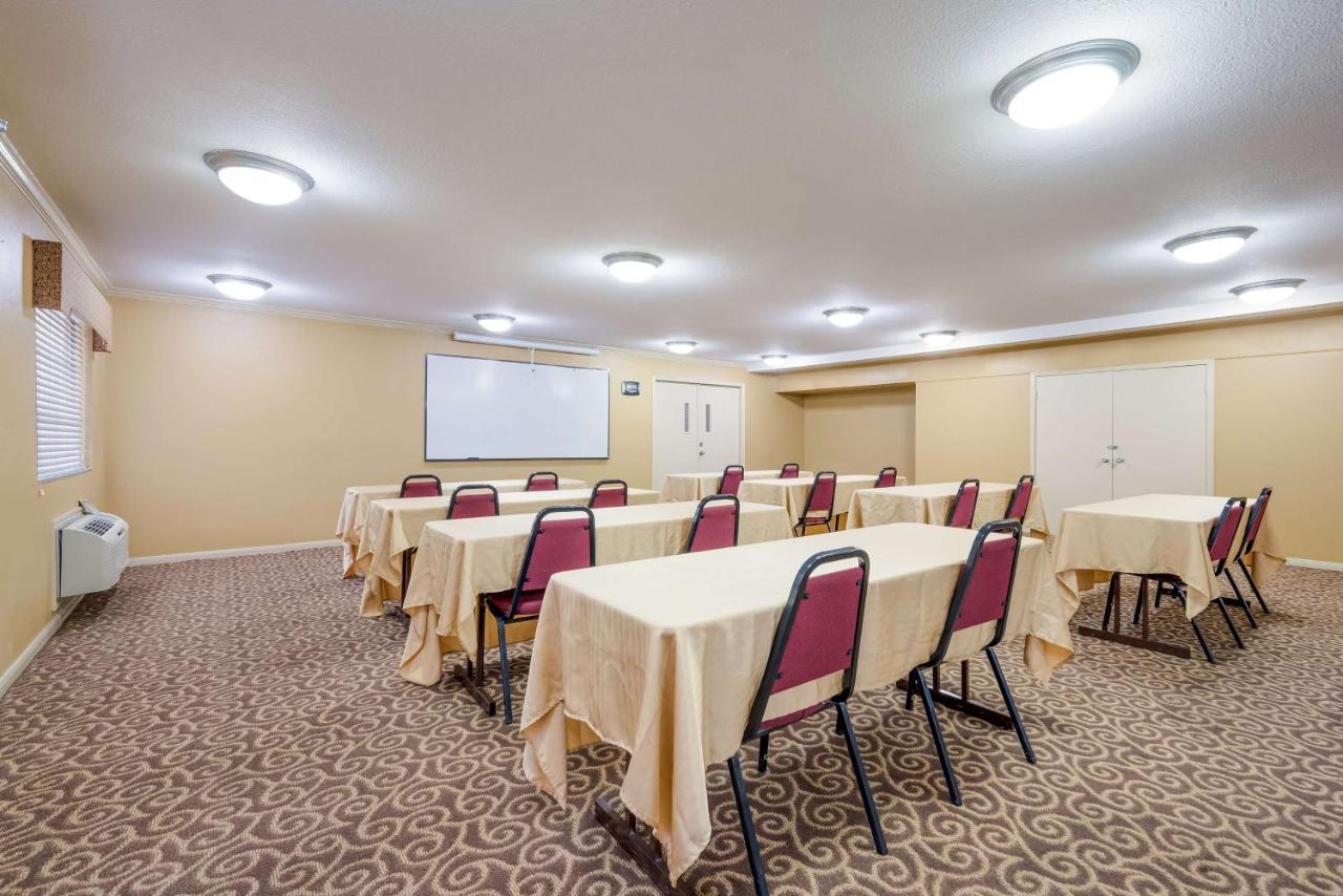 Surestay Hotel By Best Western Deer Park Buitenkant foto