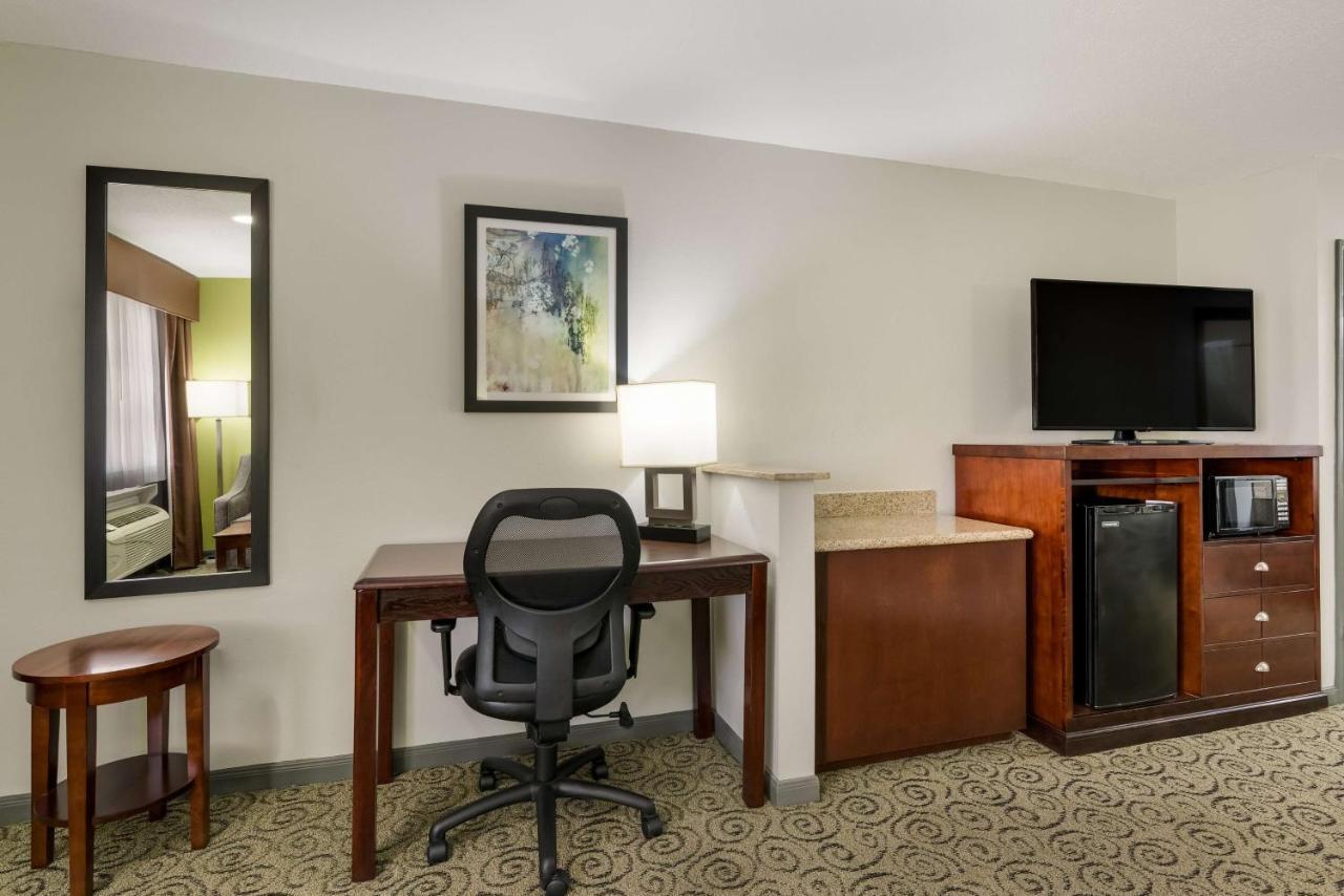 Surestay Hotel By Best Western Deer Park Buitenkant foto